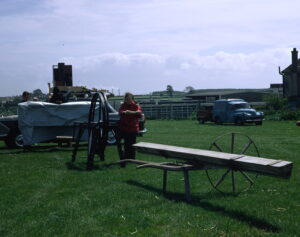 Belt drive and seed spreader, belt drive maximum power output 2 human power, then on one Kate power!